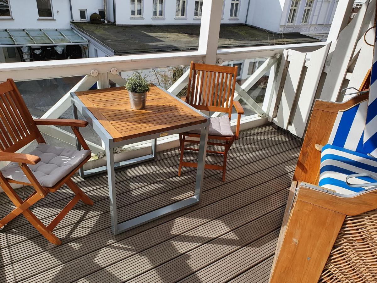 Das Appartement Inselliebe Ruegen Inkl Sauna Und 3H Taeglich Eintritt Ahoi Schwimmbad Sellin  外观 照片